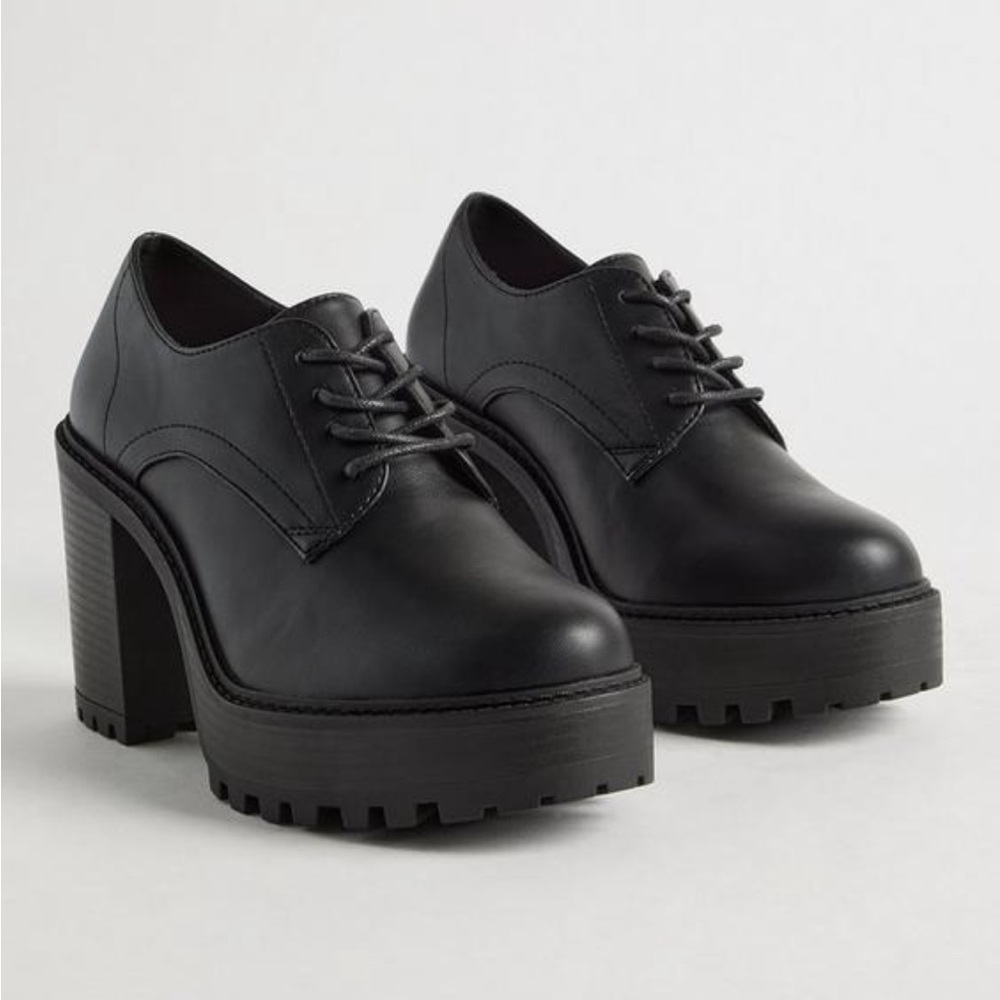 Torrid Black Platform Oxford Heels